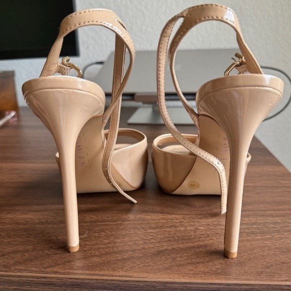 Giani Bini Patton Nude Ankle Strap Women SZ 7M Strappy  Stilleto 5”Heels - Picture 3 of 4